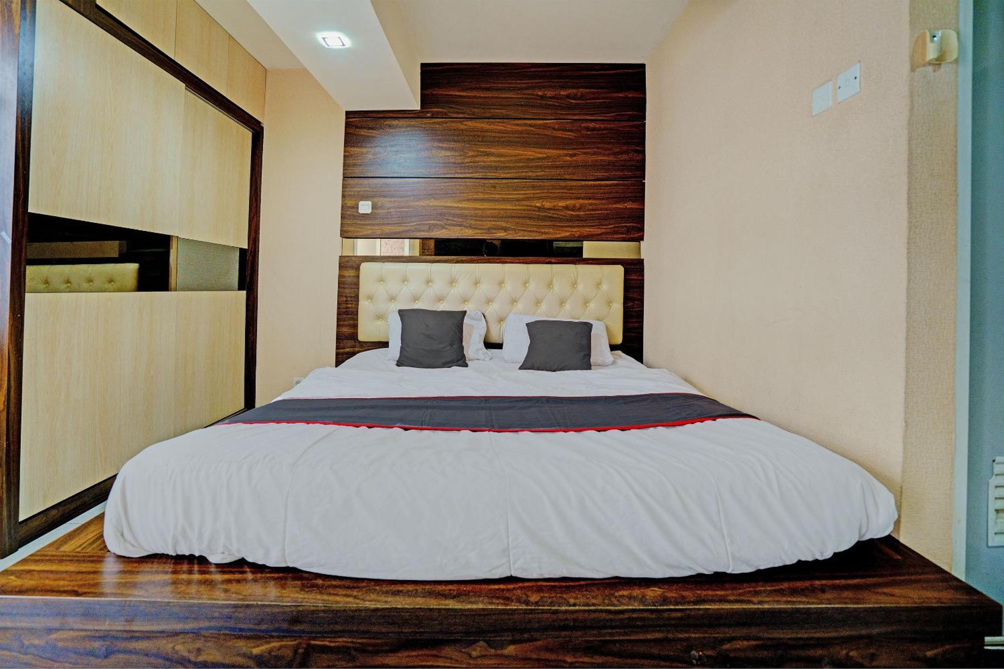 Oyo Life Jarrdin By Fins Hotel 3*